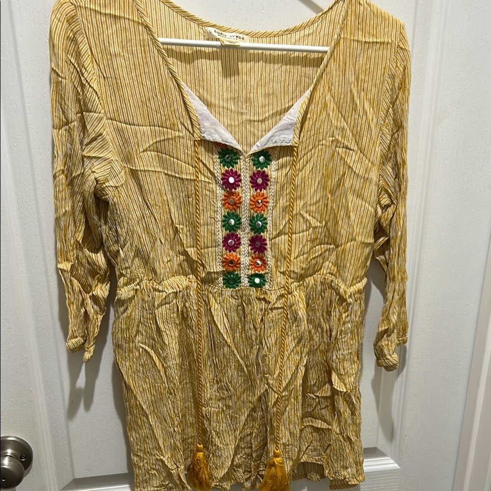 💰Studio west apparel top M